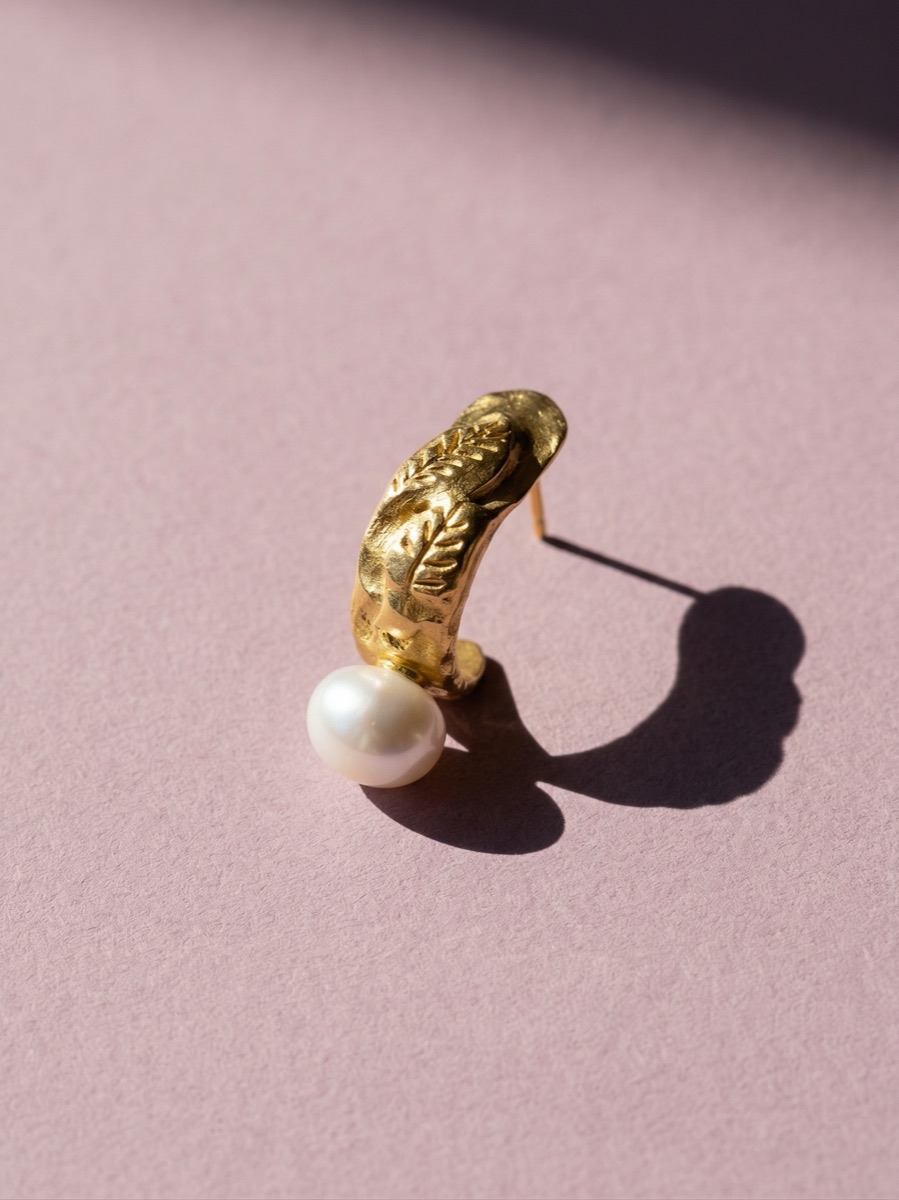 Perle Earrings view 3